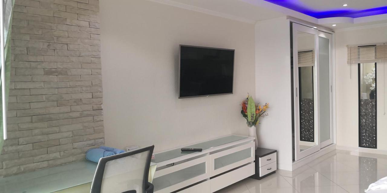 Joy Shop At View Talay 6 Apartment Pattaya