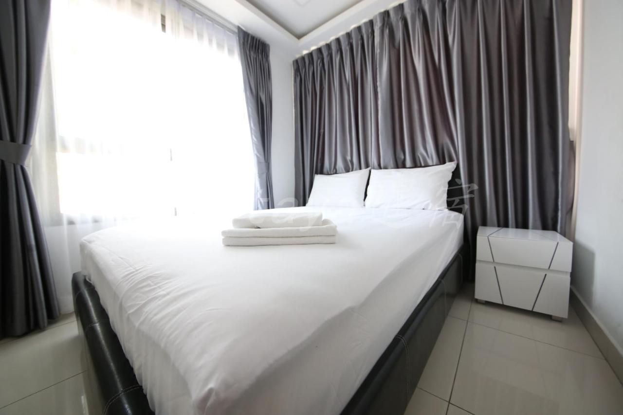 Arcadia Waters Aparthotel 3*
