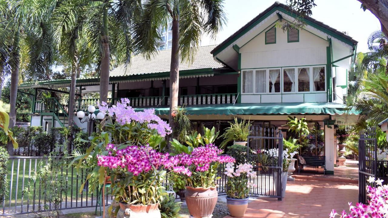 Orchid Garden Beach Resort *