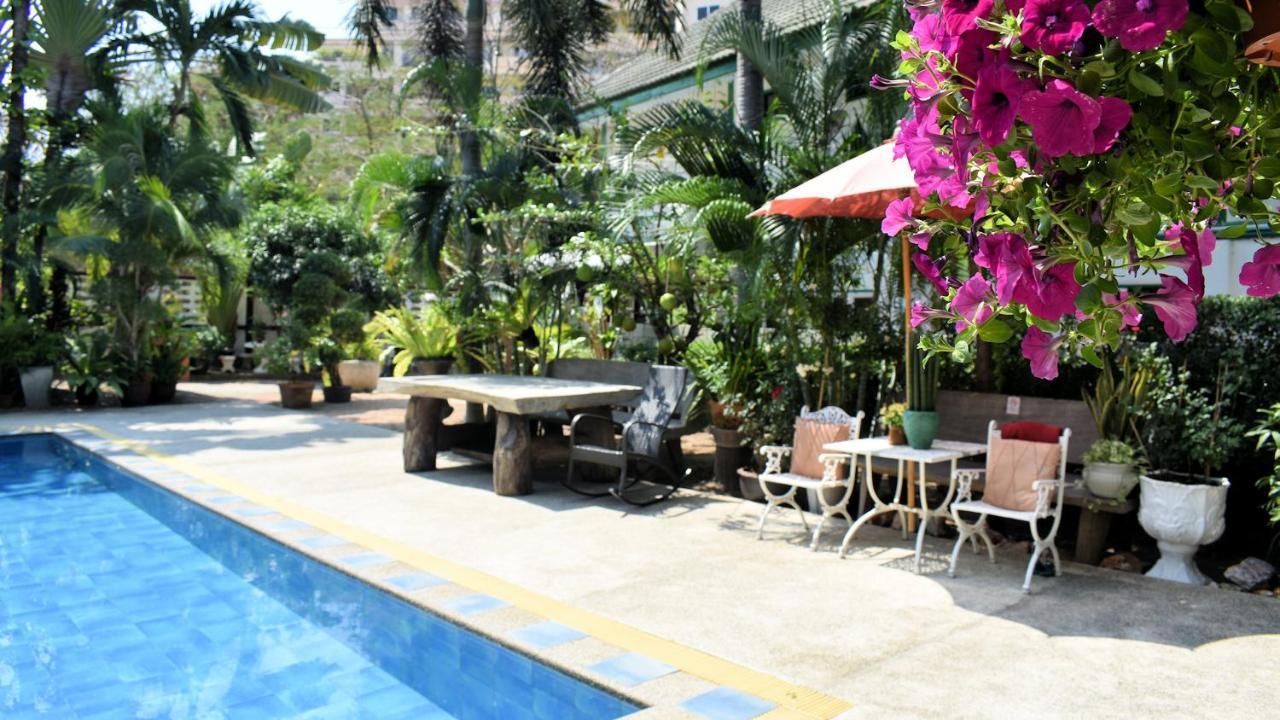 Resort Orchid Garden Beach Pattaya