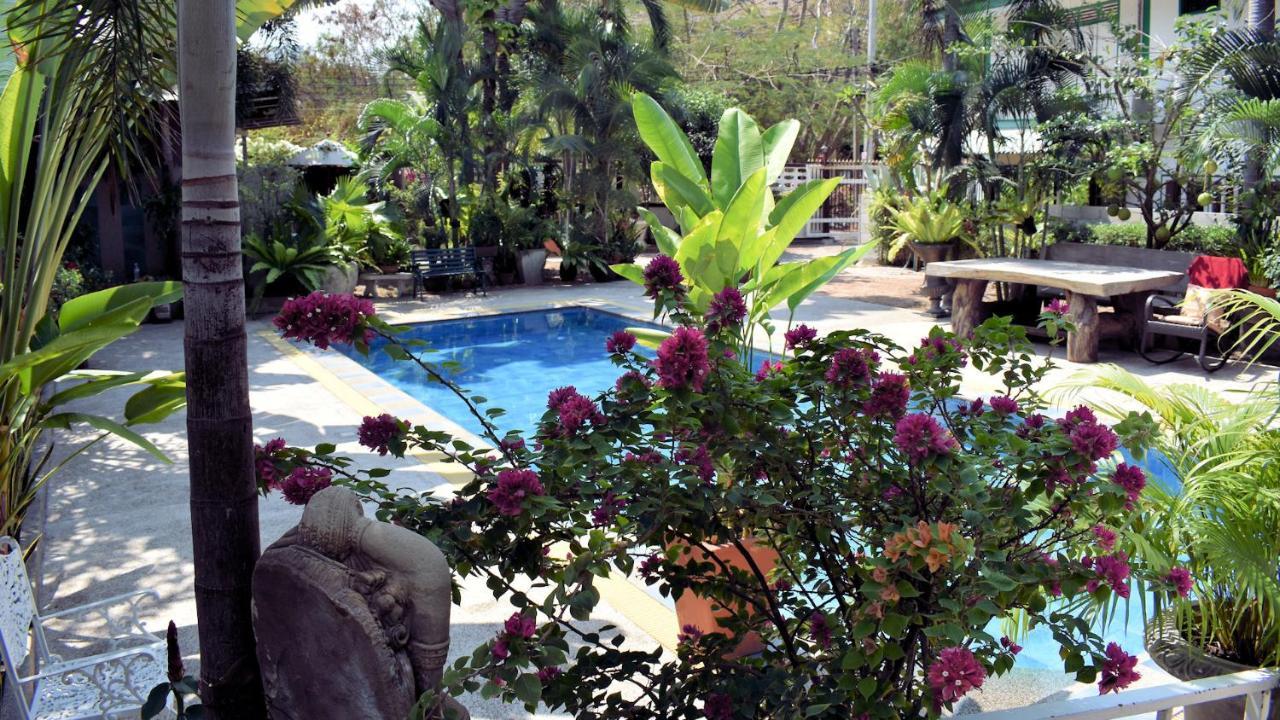 Orchid Garden Beach Resort *