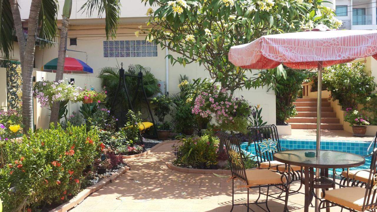 Butterfly Garden Boutique Residences: Luxury & With Full Amenities 3* Pattaya