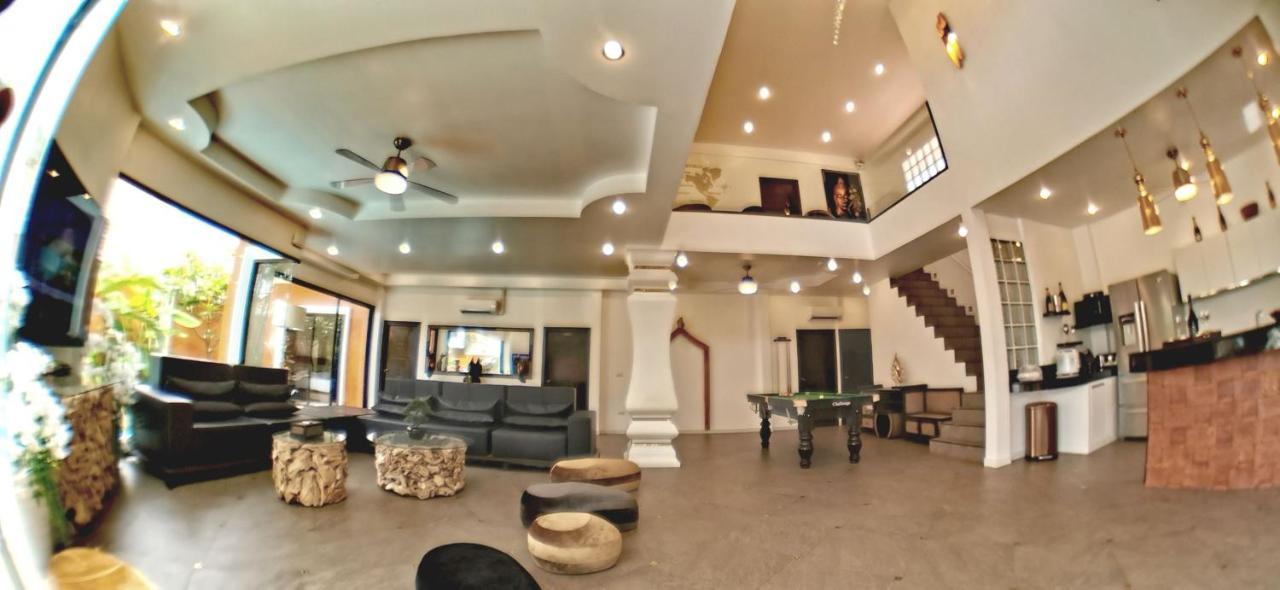Villa Tucheland Luxury Pool Walking Street 7 Bedrooms