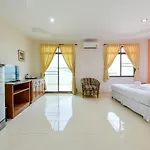 โรงแรม Sun &