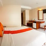 Eastiny Place Hotel 3*