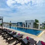 Sea Me Spring Tree (adults Only) โรงแรม Pattaya