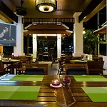 Aiyara Palace Hotel