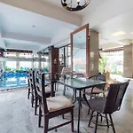 Oyo 75316 Capital Residence