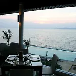 Golden Cliff House