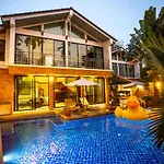 4poolvillas Pattaya