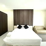 The Shade Residence