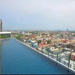 The Base Seaview อพาร์ทเม้น *