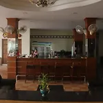Dania โรงแรม *