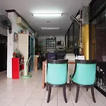 Oyo 1004 Naklua Mansion Pattaya