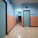 Oyo 1004 Naklua Mansion โรงแรม
