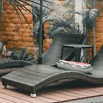 4poolvillas