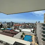 Getaway Studio In City Center Residence