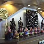 Thai City Palace