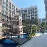 Modern Quiet 1-Bedroom Condo In A Central Resort