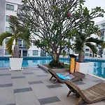 โรงแรม Arcadia *