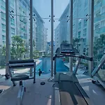 Inner Circle 1 Bed In City Center Residence