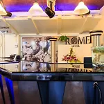 โรงแรม Dreamers Paradise &
