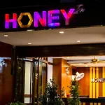 Honey 3*