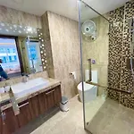 อพาร์ทเม้น Large Luxury - 2 Bedroom - Centre - Grand Avenue Residences, Pool View - 312