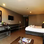 Sea Me Spring Tree Hotel (Adults Only) Hotel
