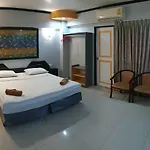 โรงแรมโฮม พัทยา โรงแรม Pattaya