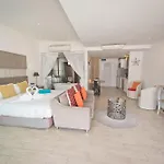 โรงแรม Tropicana Pool Pattaya