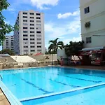 โรงแรม Canterbury Tales Pattaya