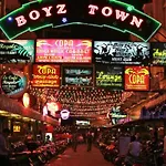 Canterbury Tales โรงแรม Pattaya