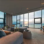 -amazing Location With Infinity Pool Pattaya