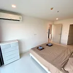 One Tower Seaview 86 Pattaya