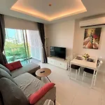 One Tower Seaview 86