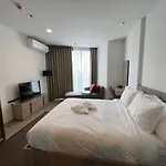 Edge Central Pattaya Condo
