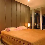 Ocean Pearl Apartment