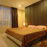 Ocean Pearl Apartment
