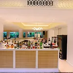 Dusit Thani Resort 5*