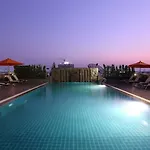 Adelphi Hotel Pattaya
