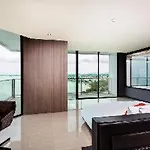 Tsix5 Phenomenal 5*