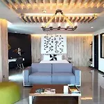 Tsix5 Phenomenal 5*