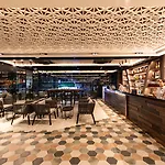 Blackwoods Hotel Pattaya - Sha Extra Plus