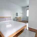 The Inn10 Pool Pattaya, Entire 9 Bedroom 22 Guests, Private Pool, 5 Parking Lots