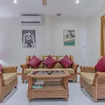 6-3br Huge Pool, Bbq, 300m-beach, 8 Mins To Walking Street วิลล่า Pattaya