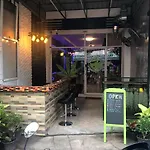 Bonkers Guest house Pattaya