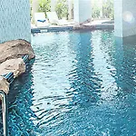 Hotel Oyo 143 Dday Resotel 4*