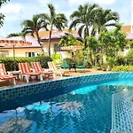Butterfly Garden Boutique Residences By Frasier, A Lifestyle Destination And 1 To 3 Bedroom Units, 2 Full Bathrooms, Rain Shower, Bath, Complete Kitchen, Staff 24-7,fast Fiber Optic Wifi, 55