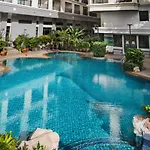 Mike Garden - Sha Extar Pattaya